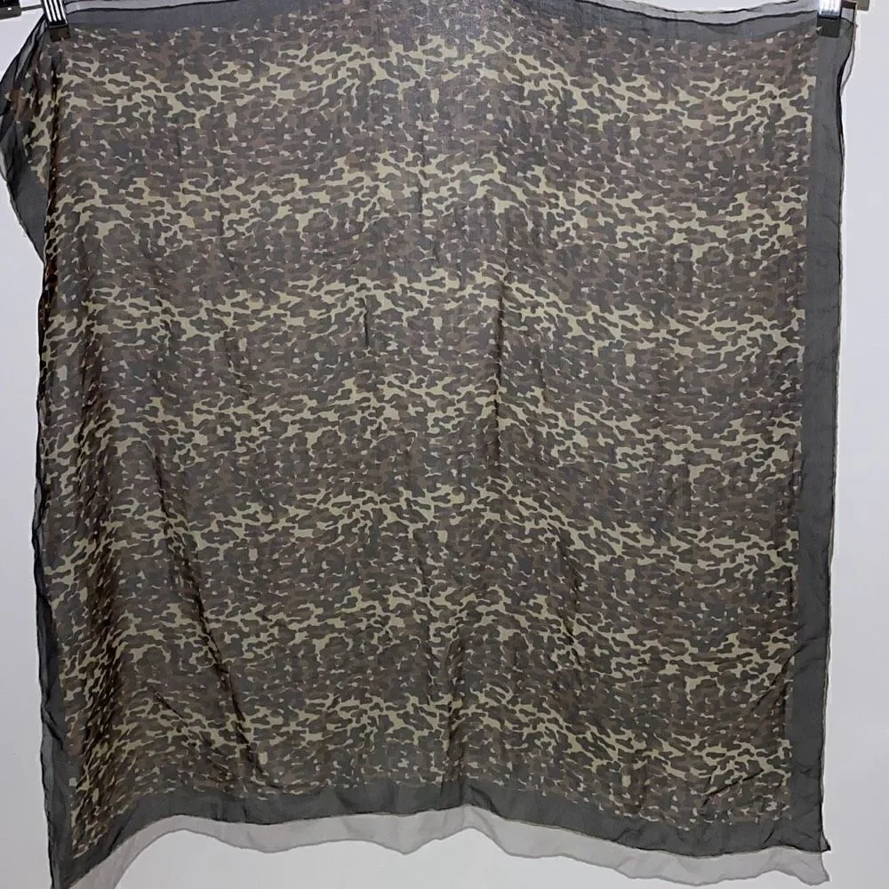 Brown Black Animal Print‎ Rectangular Fashion Sheer Scarf Size 29 x 32